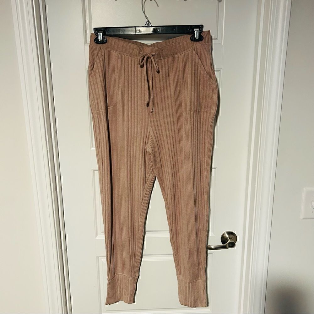 Gilly Hicks Super soft lounge pants